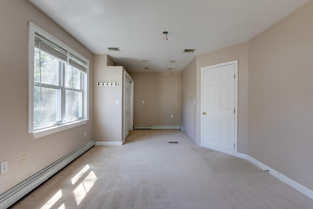 56 Santoro Road Worcester, MA 01606 - Photo 19 of 38 Gallery Image 19