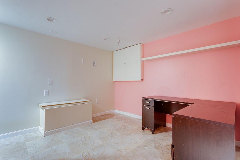56 Santoro Road Worcester, MA 01606 - Photo 29 of 38 Gallery Image 29