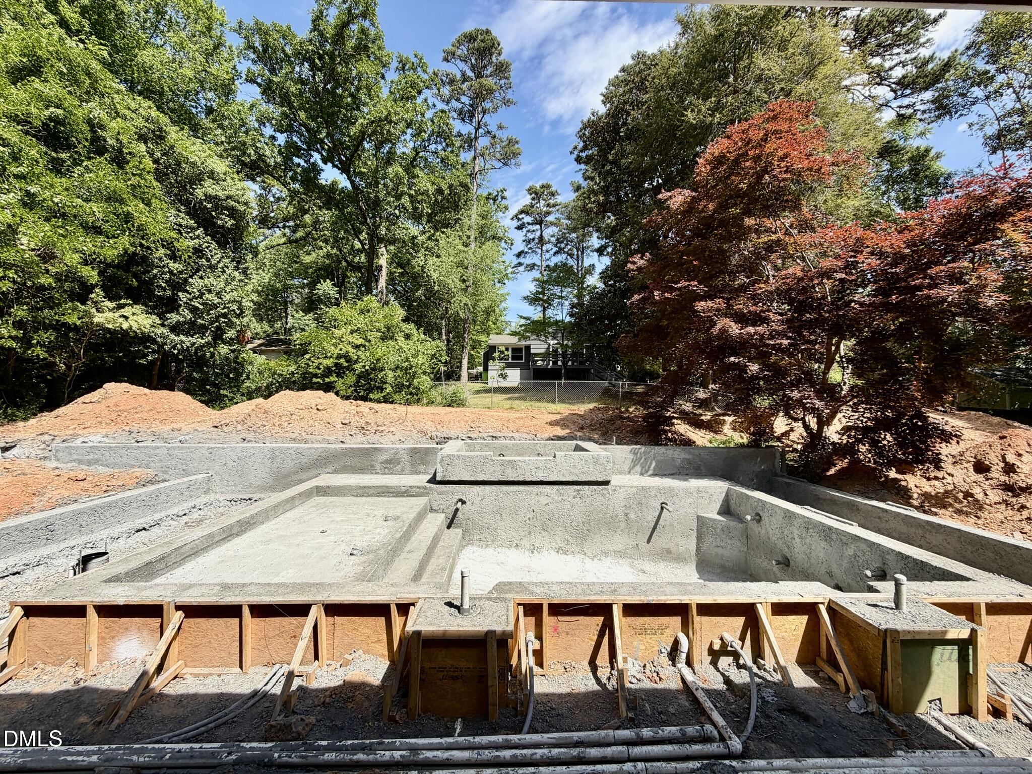3448 Leonard Street Raleigh, NC 27607 - Photo 7 of 30 6705306F-31A1-453B-8904-043BDD1D0BC6_1_1