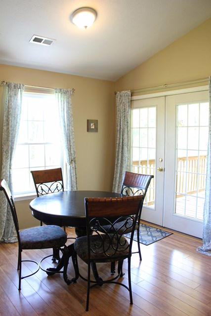 955 Toms Knob Road Rocky Mount, VA 24151 - Photo 11 of 31 Breakfast Area