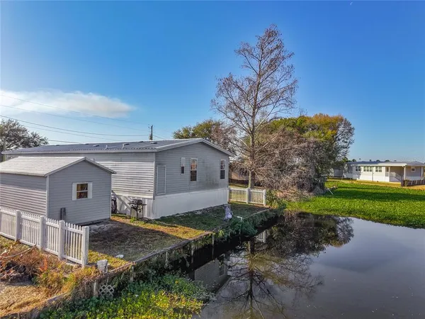 $274,900 | 1824 Riverside Drive, Moore Haven, FL 33471