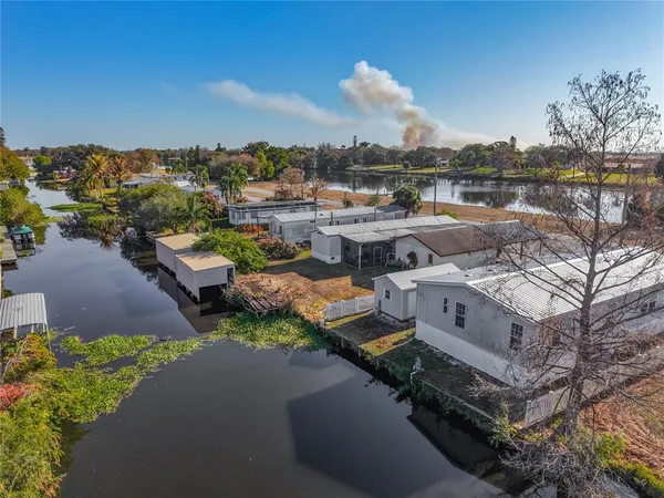 $274,900 | 1824 Riverside Drive, Moore Haven, FL 33471