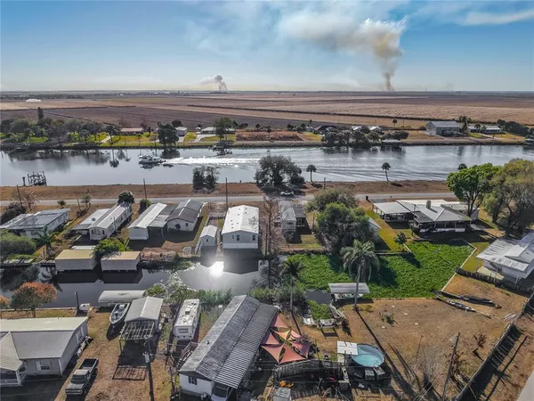 $274,900 | 1824 Riverside Drive, Moore Haven, FL 33471