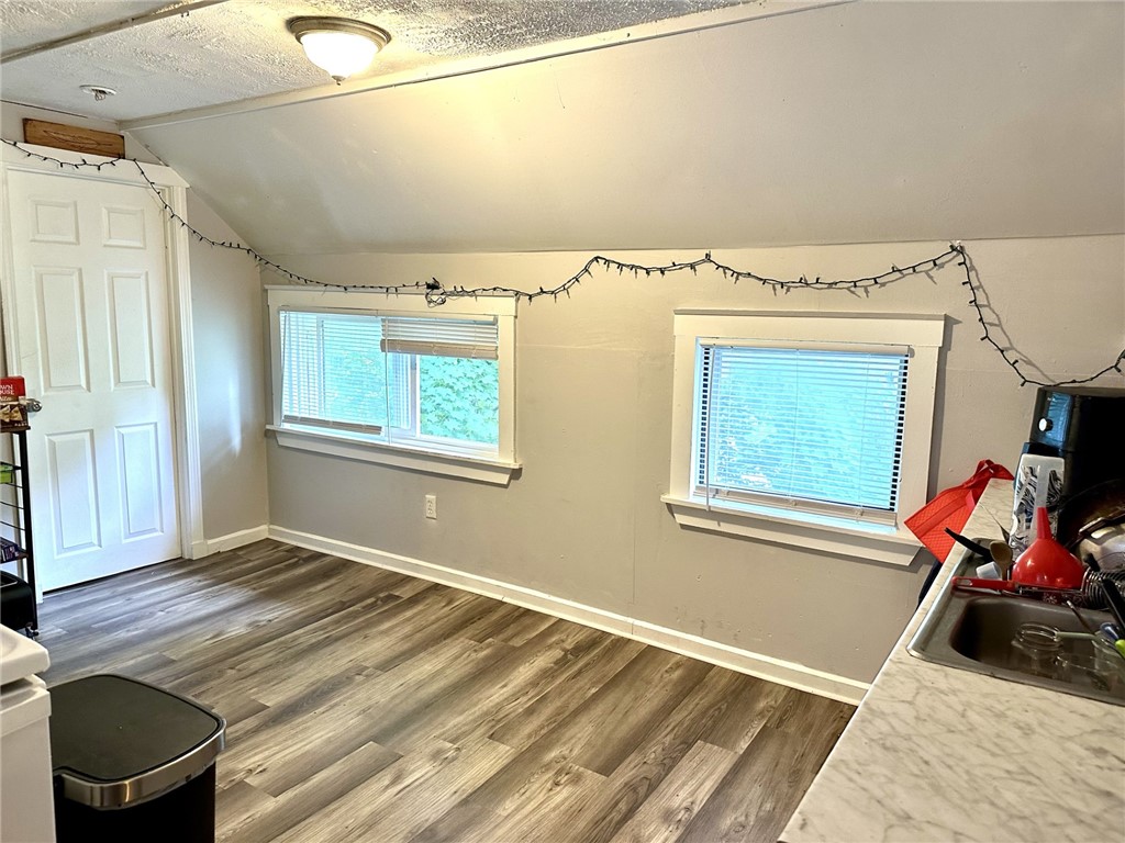 125 Park Avenue Woonsocket, RI 02895 - Photo 11 of 26