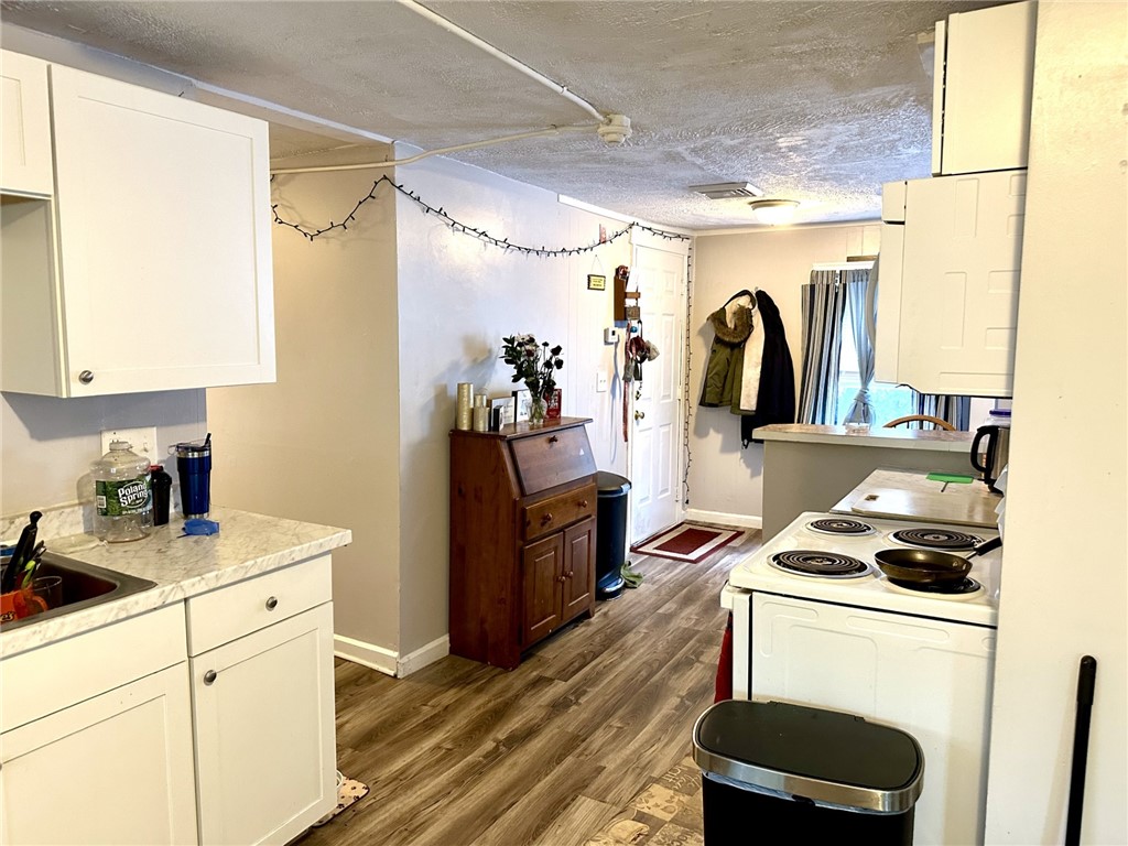 125 Park Avenue Woonsocket, RI 02895 - Photo 8 of 26