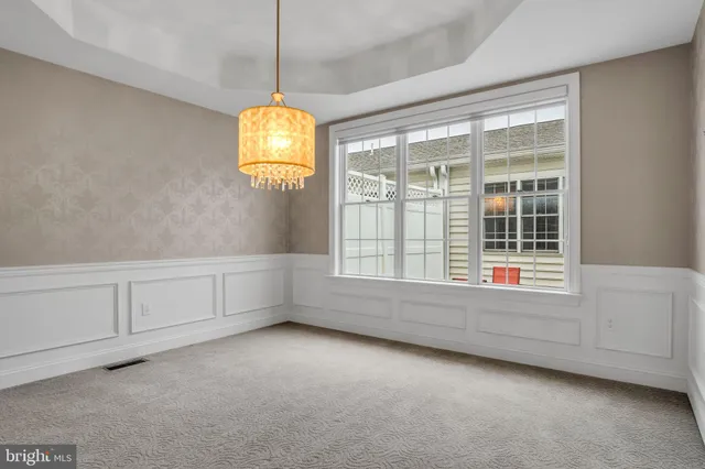 $475,000 | 6 Jamestown Square, Mechanicsburg, PA 17050