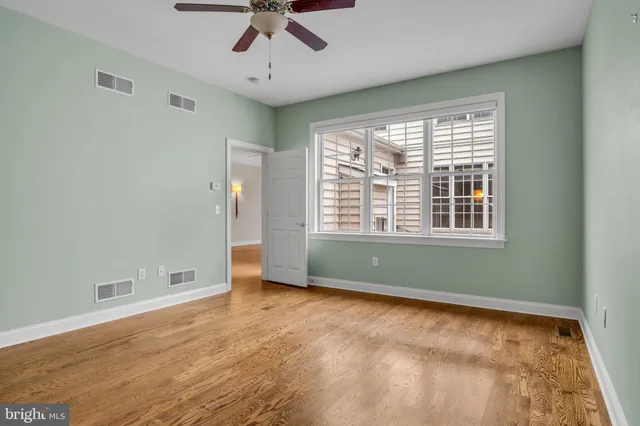 $475,000 | 6 Jamestown Square, Mechanicsburg, PA 17050