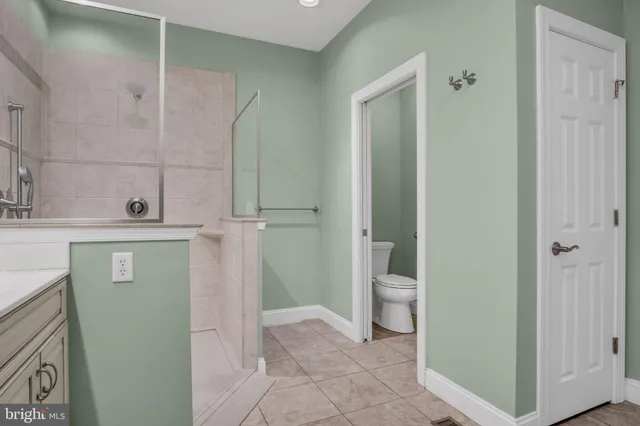 $475,000 | 6 Jamestown Square, Mechanicsburg, PA 17050