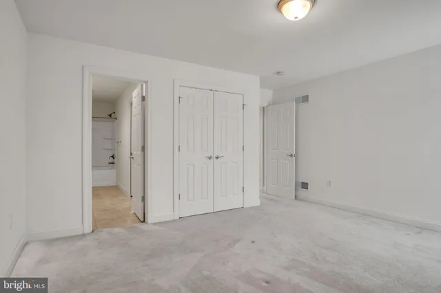 $475,000 | 6 Jamestown Square, Mechanicsburg, PA 17050