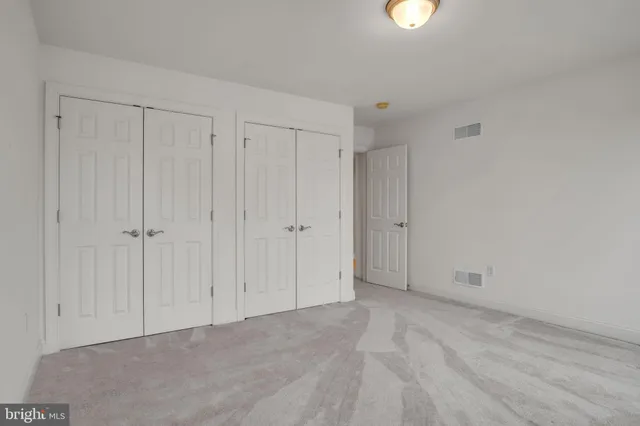 $475,000 | 6 Jamestown Square, Mechanicsburg, PA 17050