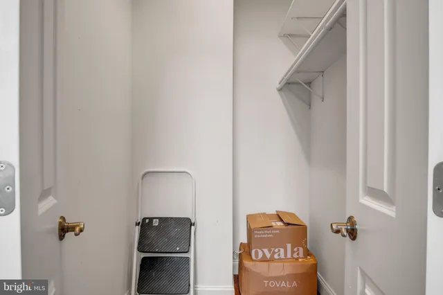 $475,000 | 6 Jamestown Square, Mechanicsburg, PA 17050