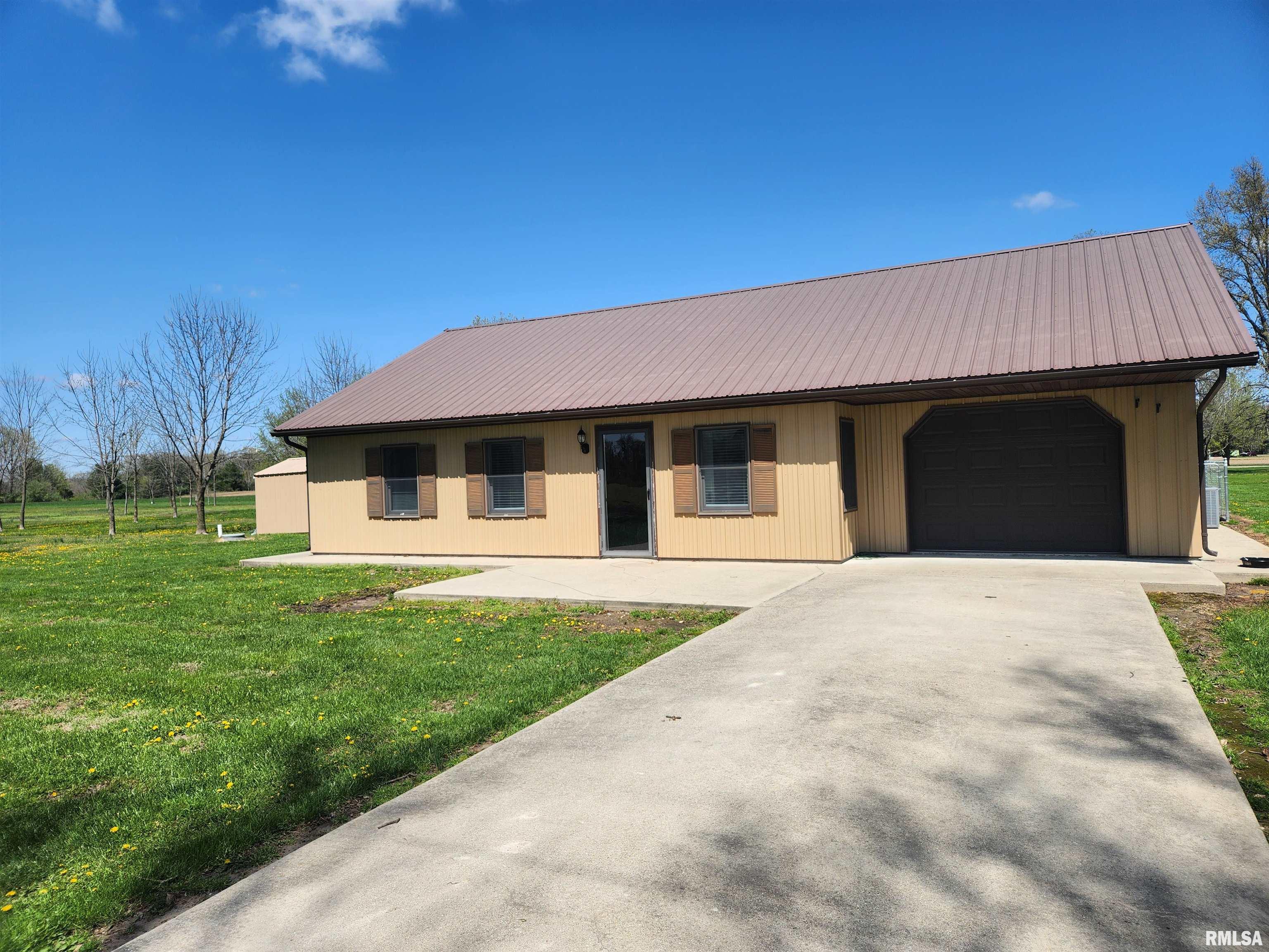 3009 Dalmation Road Pinckneyville, IL 62274 - Photo 4 of 22 Gallery Image 4