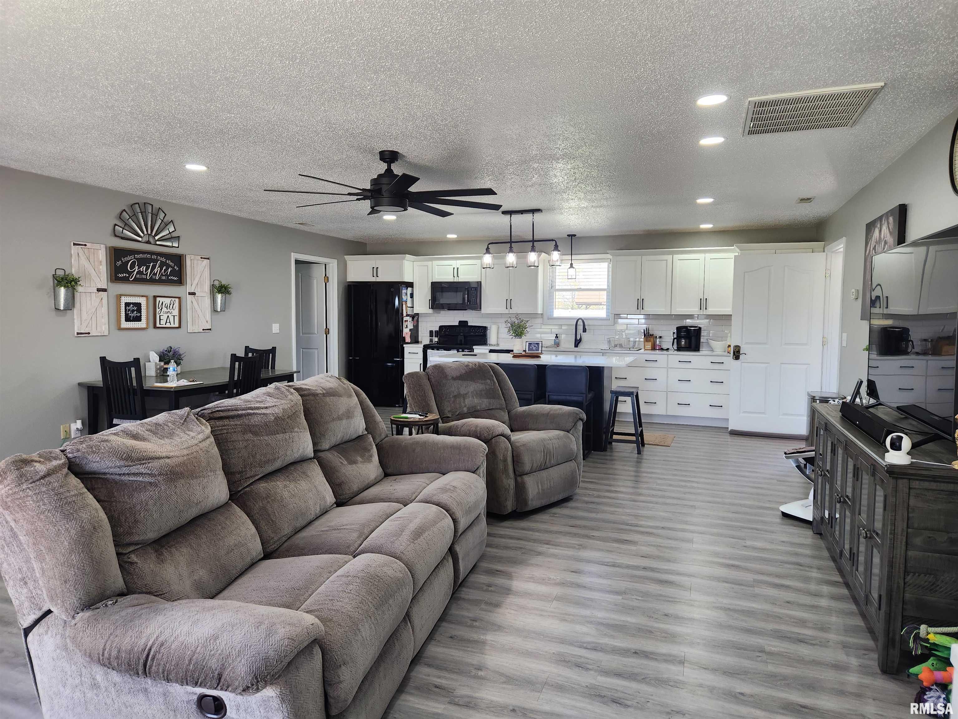 3009 Dalmation Road Pinckneyville, IL 62274 - Photo 7 of 22 Gallery Image 7