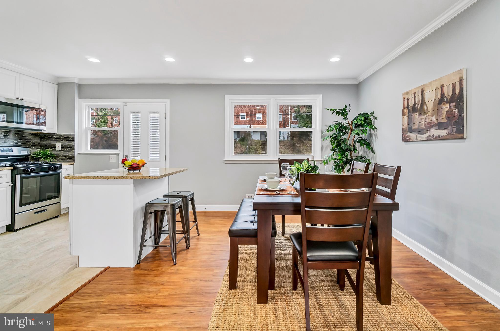 820 Reverdy Road Baltimore, MD 21212 - Photo 9 of 37 Dining Area