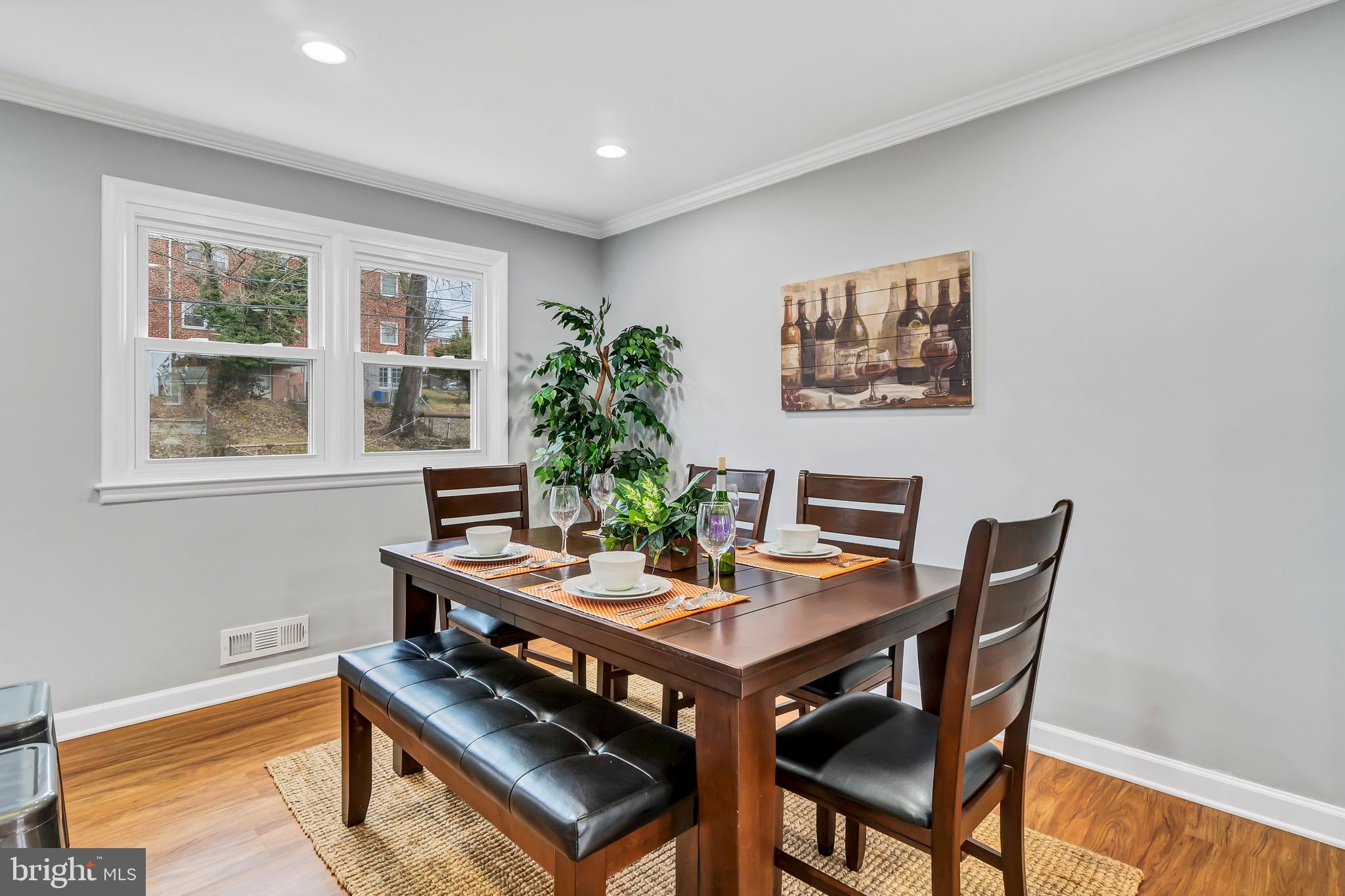 820 Reverdy Road Baltimore, MD 21212 - Photo 10 of 37 Dining Area