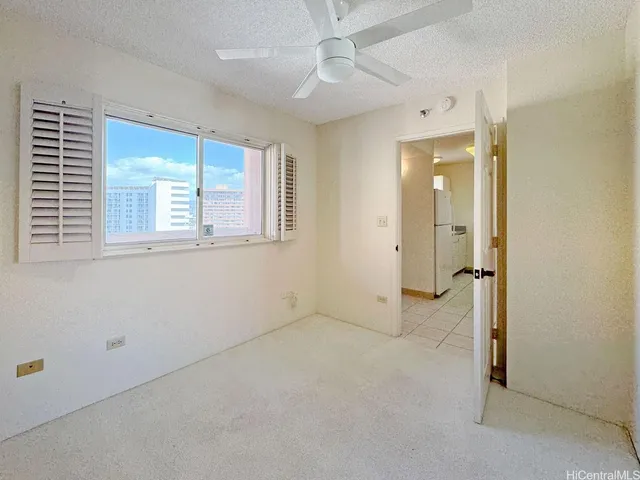 $2,595 | 3075 Ala Poha Place, Unit 1704, Honolulu, HI 96818