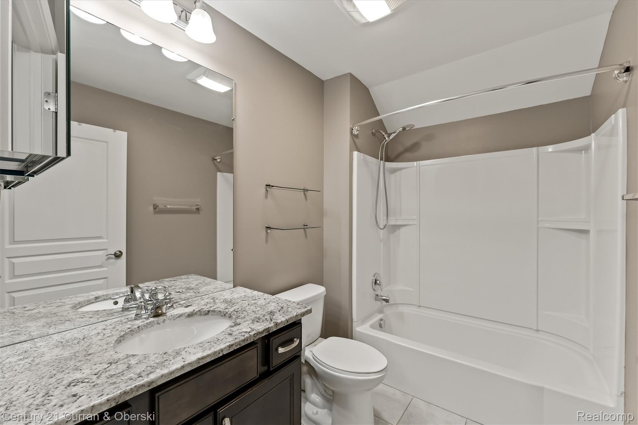 49559 Mapleton Road Canton, MI 48188 - Photo 39 of 55 36-INT-31.jpg