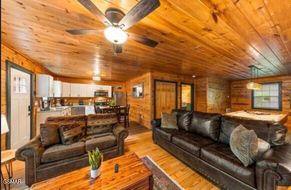 4151 Oak Ridge Street Pigeon Forge, TN 37863 - Photo 9 of 24 Gallery Image 9