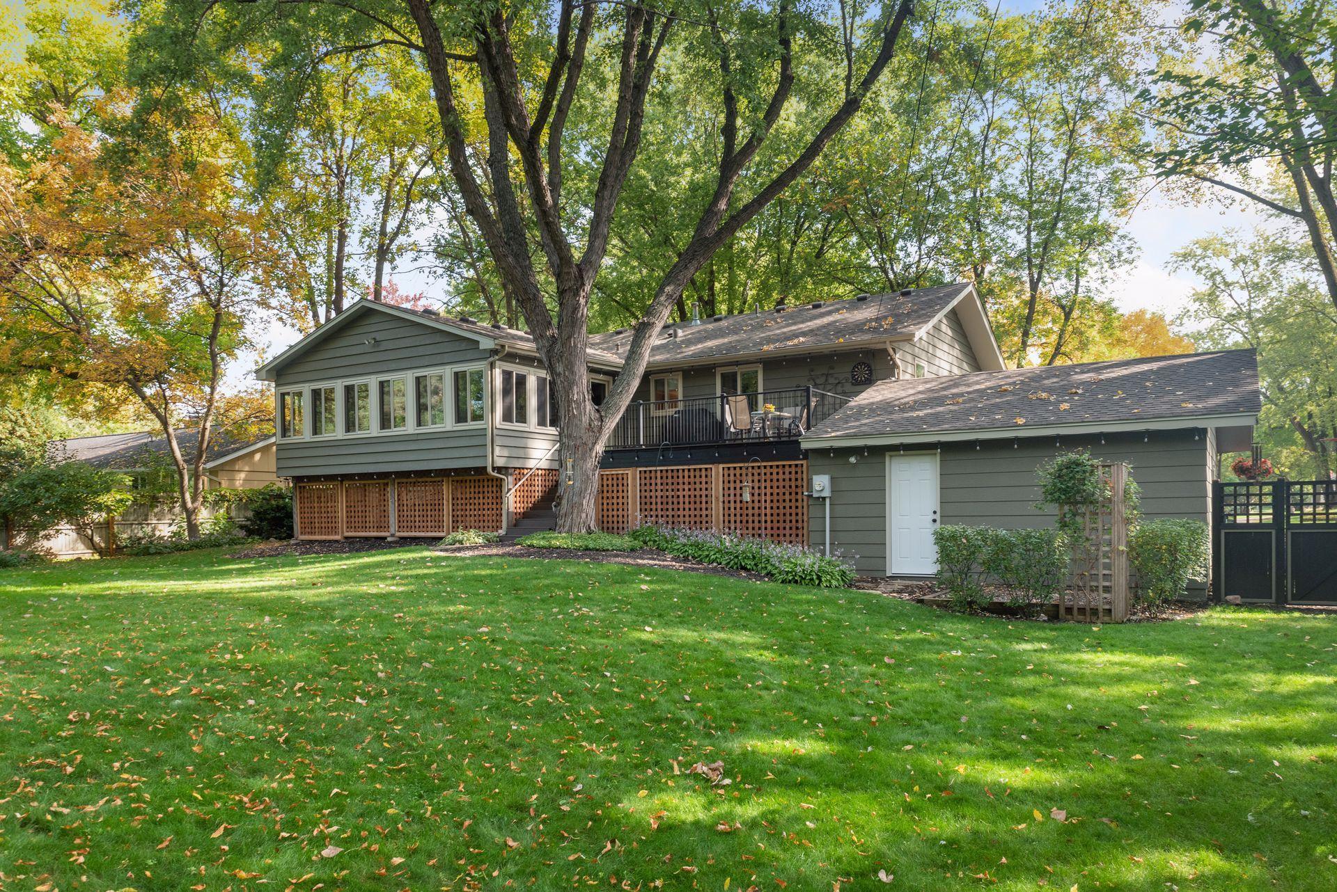 5616 Holiday Road Minnetonka, MN 55345 - Photo 40 of 51