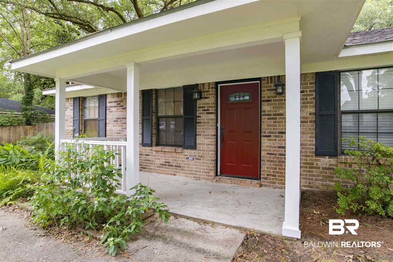 7021 Ching Lynch Road Mobile, AL 36618 - Photo 4 of 23