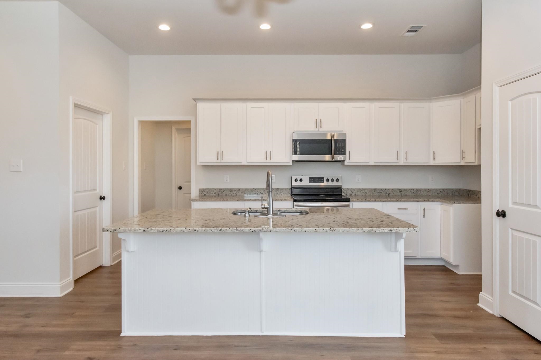 10717 Orkney Way Daphne, AL 36527 - Photo 12 of 31