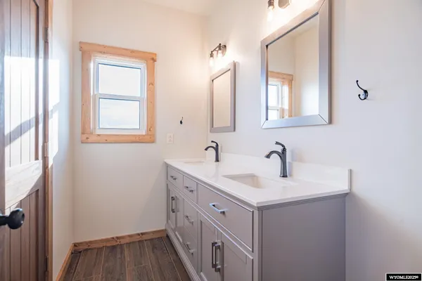 $498,000 | 341 Frontier Drive, Greybull, WY 82426