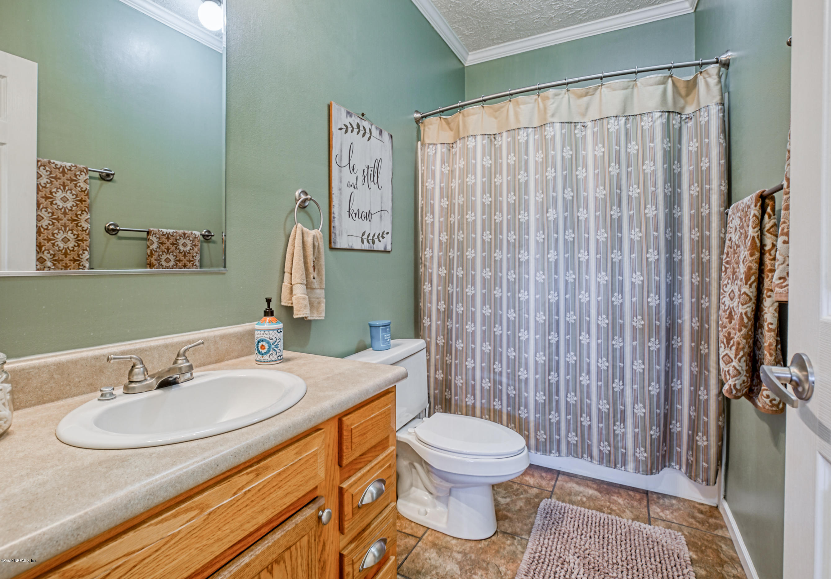 17754 Andrews Road Hilliard, FL 32046 - Photo 17 of 29 guest bathroom
