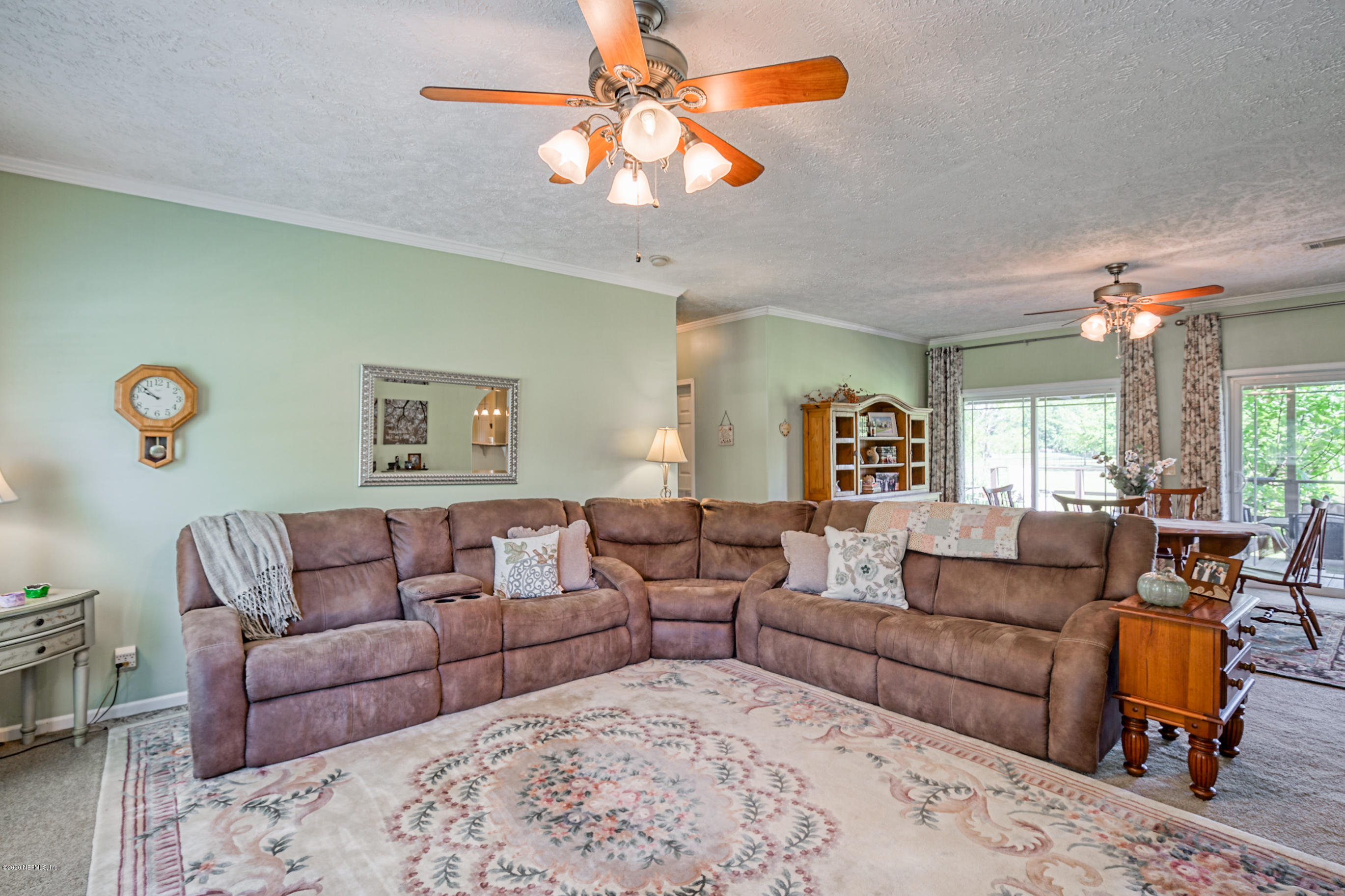 17754 Andrews Road Hilliard, FL 32046 - Photo 8 of 29 family room