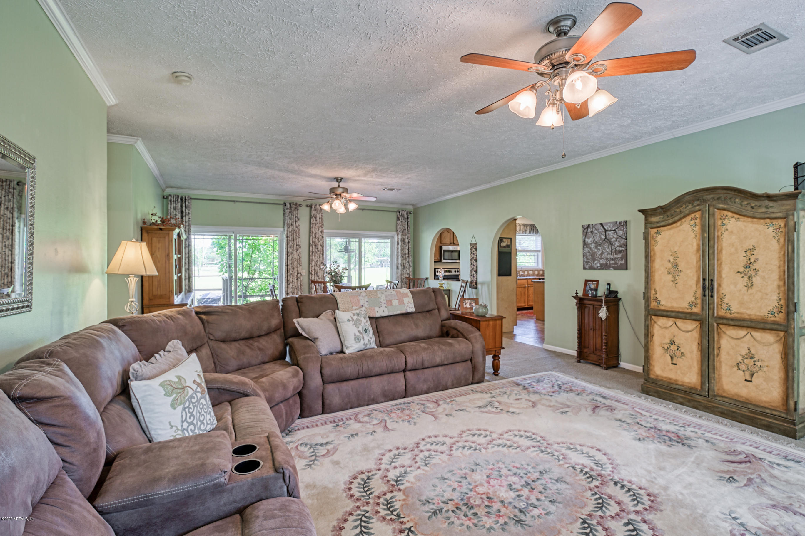 17754 Andrews Road Hilliard, FL 32046 - Photo 9 of 29 family room