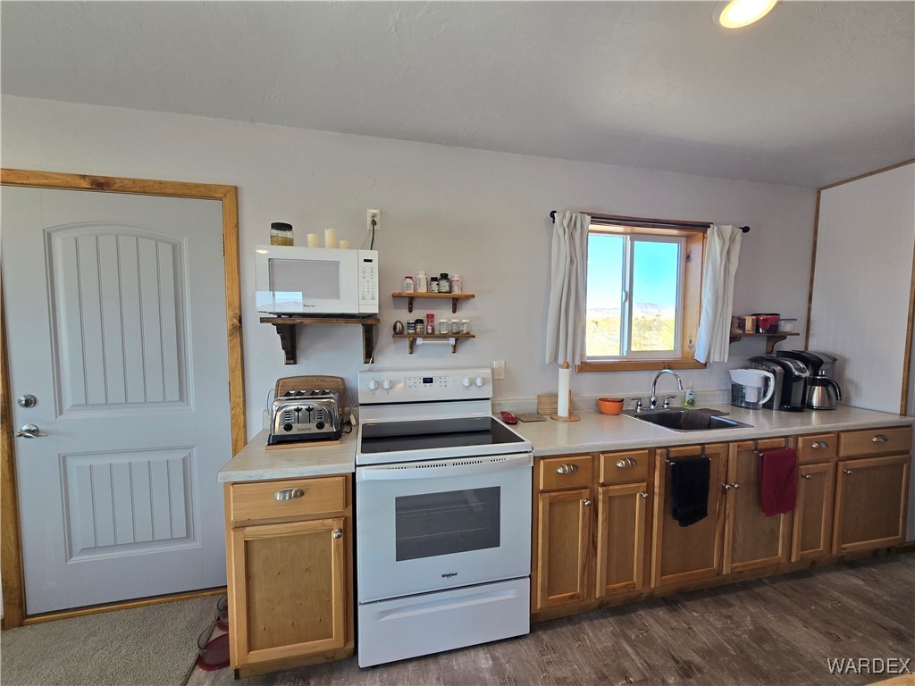 4937 Eden Road Golden Valley, AZ 86413 - Photo 46 of 97 Kitchen