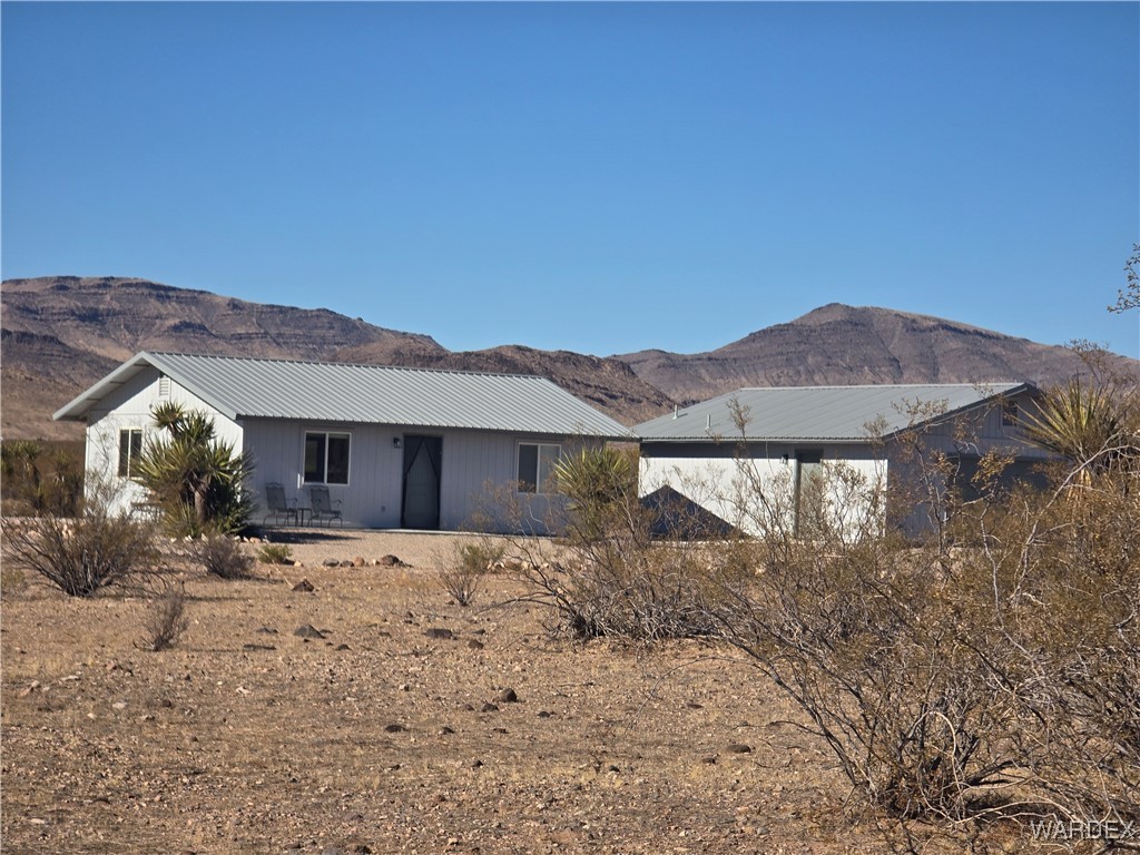 4937 Eden Road Golden Valley, AZ 86413 - Photo 5 of 97 Front of Structure