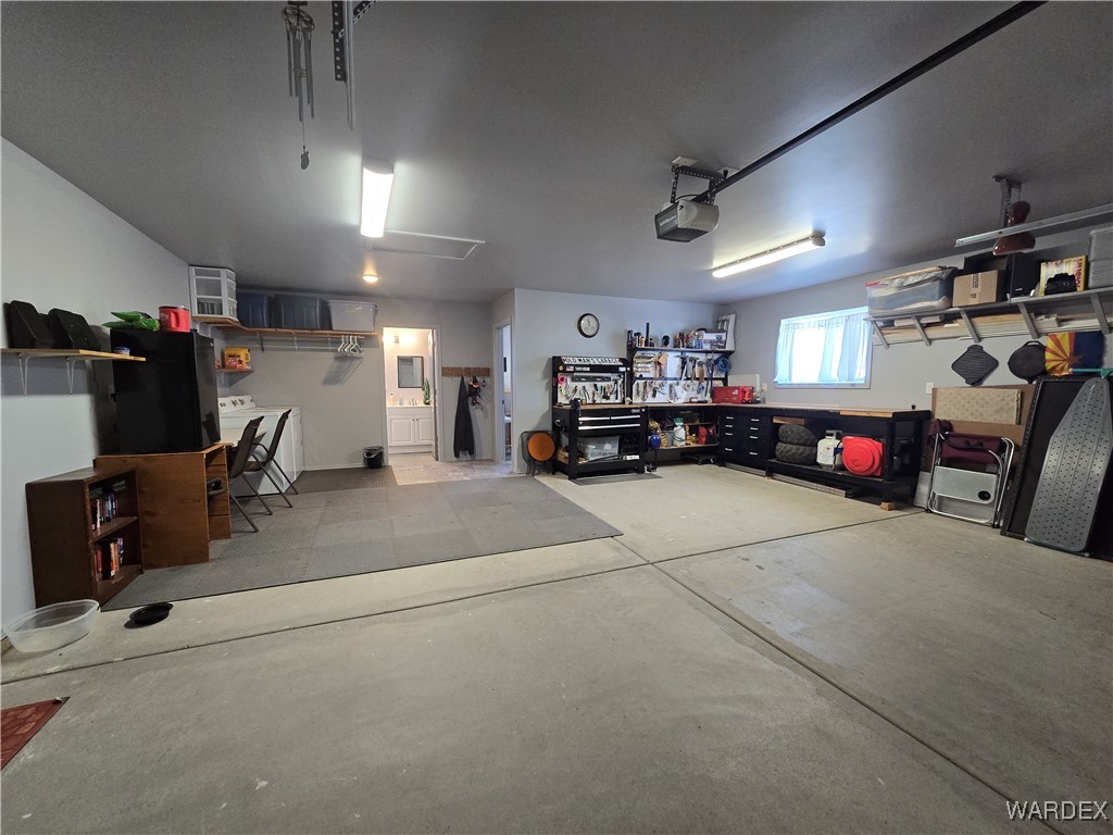 4937 Eden Road Golden Valley, AZ 86413 - Photo 66 of 97 Garage