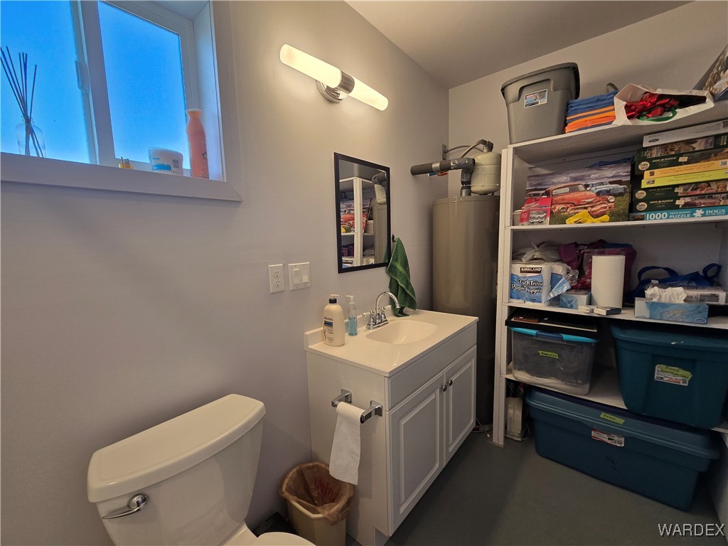 4937 Eden Road Golden Valley, AZ 86413 - Photo 72 of 97 Bathroom