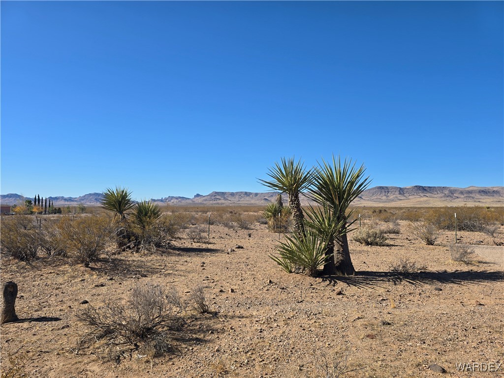 4937 Eden Road Golden Valley, AZ 86413 - Photo 81 of 97 View