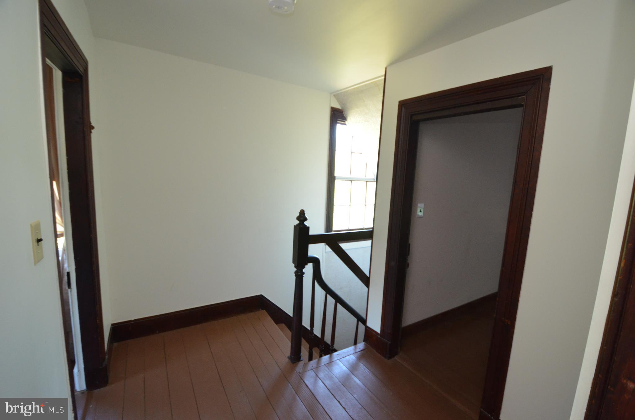 1416 Wrighton Road Lothian, MD 20711 - Photo 30 of 49 Upper level foyer