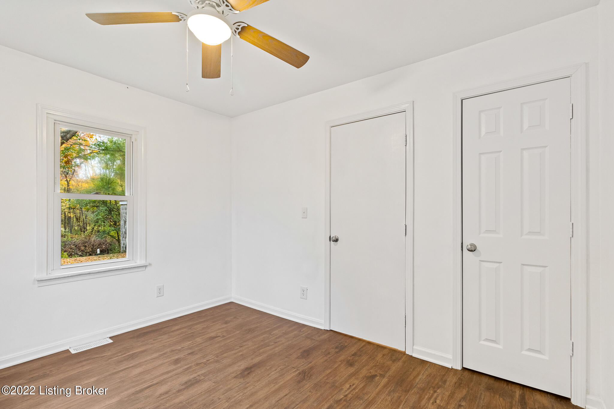 4706 Dover Road Louisville, KY 40216 - Photo 19 of 22 4706 Dover Rd-26