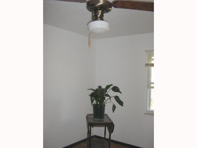 5507 Cedarbush Road Columbus, OH 43229 - Photo 15 of 17 Gallery Image 15