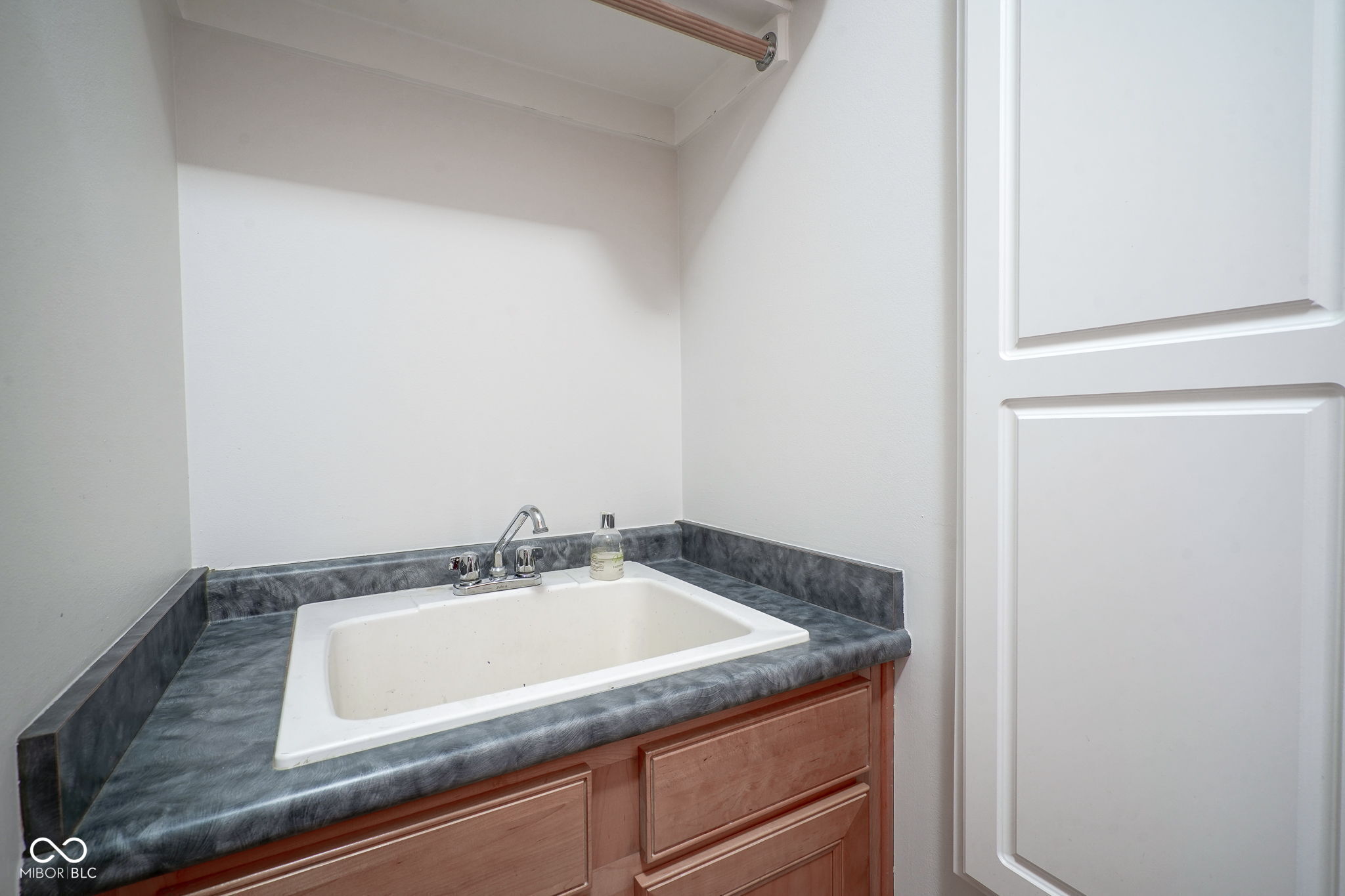 12510 Meeting House Road Carmel, IN 46032 - Photo 39 of 62 Gallery Image 39