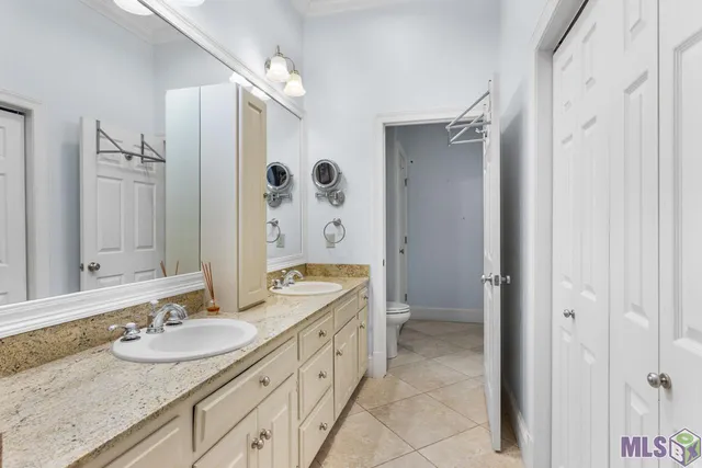 $389,000 | 7962 Wrenwood Boulevard, Unit B, Baton Rouge, LA 70809