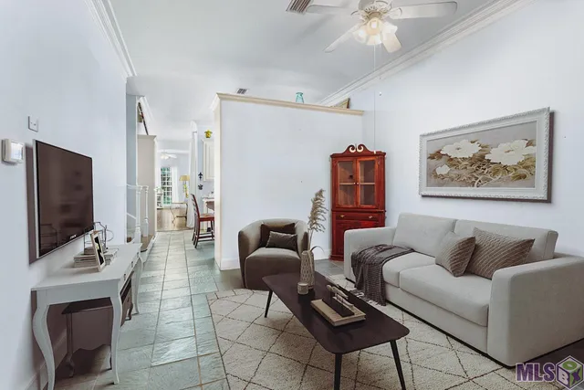 $389,000 | 7962 Wrenwood Boulevard, Unit B, Baton Rouge, LA 70809