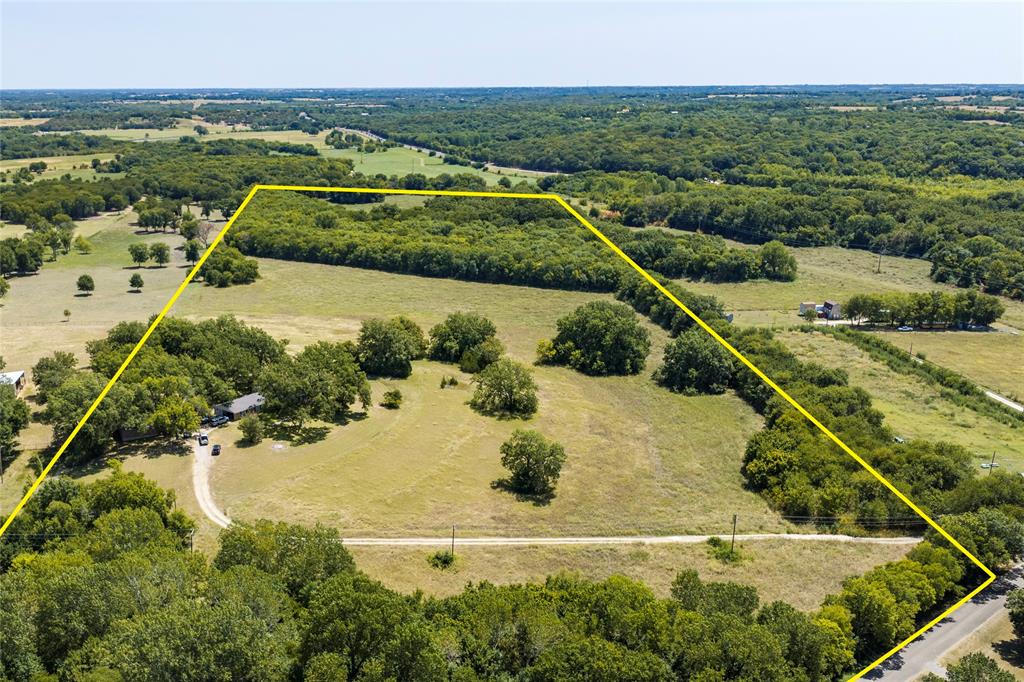 346 Smith Oak Road Sherman, TX 75090 - Photo 1 of 21 This exceptional 48-acre property offers a rare opportunity to own an undivided piece of Texas land that has been held by the same family since 1965!