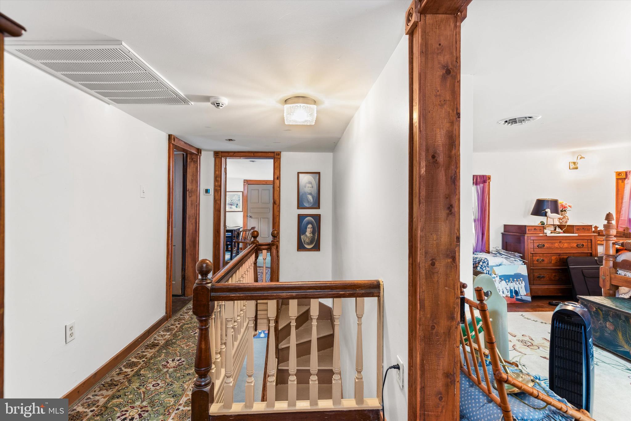 4665 Tyaskin Road Tyaskin, MD 21865 - Photo 28 of 40 a view of a hallway with workspace