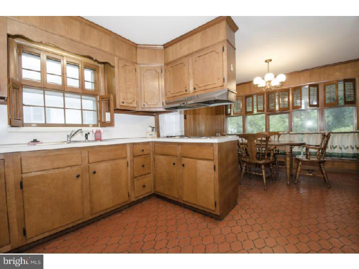 422 Levering Mill Road Merion Station, PA 19004 - Photo 8 of 20 Kitchen
