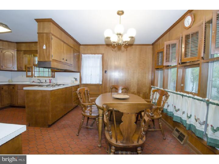422 Levering Mill Road Merion Station, PA 19004 - Photo 9 of 20 Kitchen