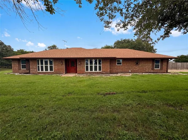 $543,000 | 8017 Farm To Market Road 917, Alvarado, TX 76009