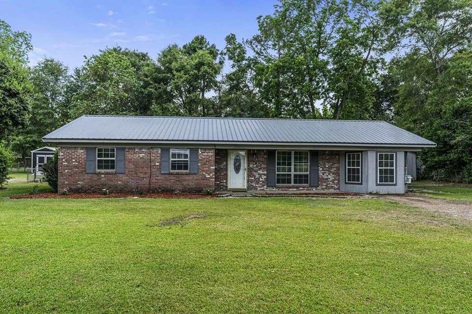 202 Bell Street Bay Minette, AL 36507 - Photo 1 of 13