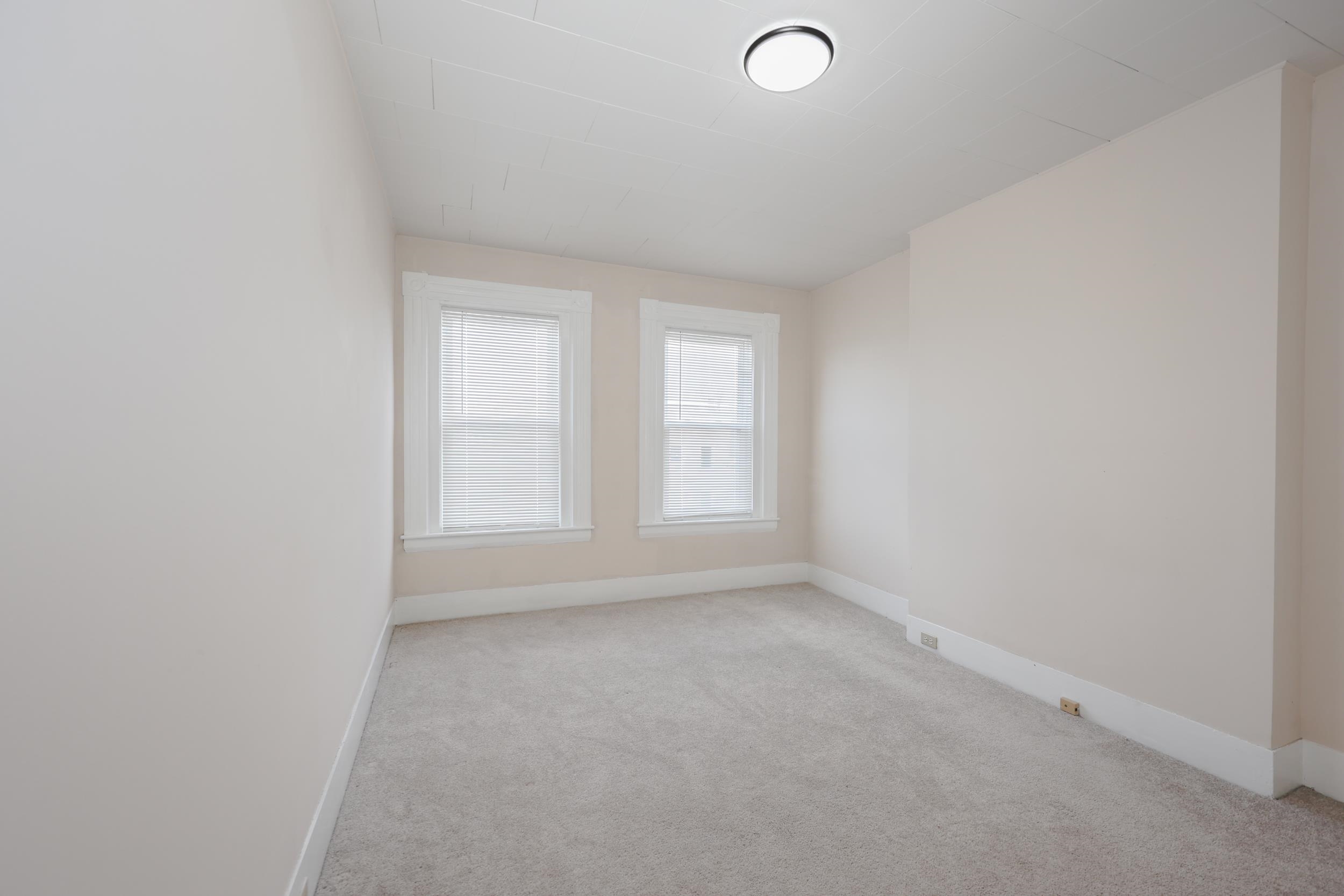 97 Bridge Street, Unit 9 Manchester, NH 03101 - Photo 13 of 35