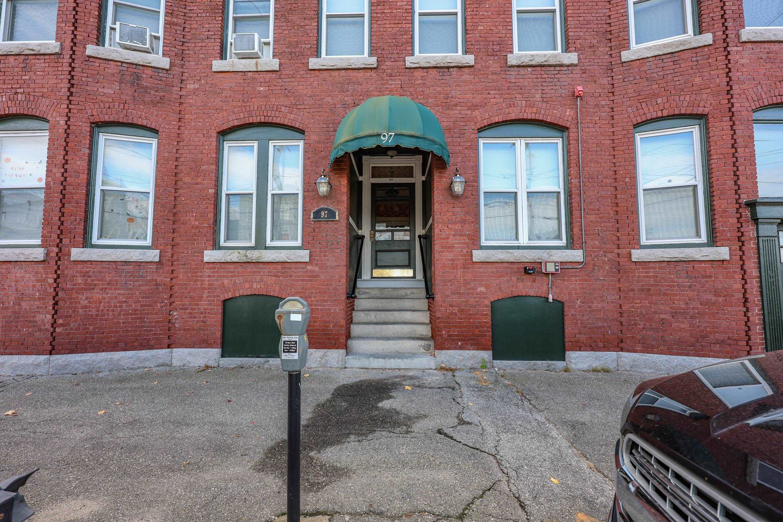 97 Bridge Street, Unit 9 Manchester, NH 03101 - Photo 2 of 35