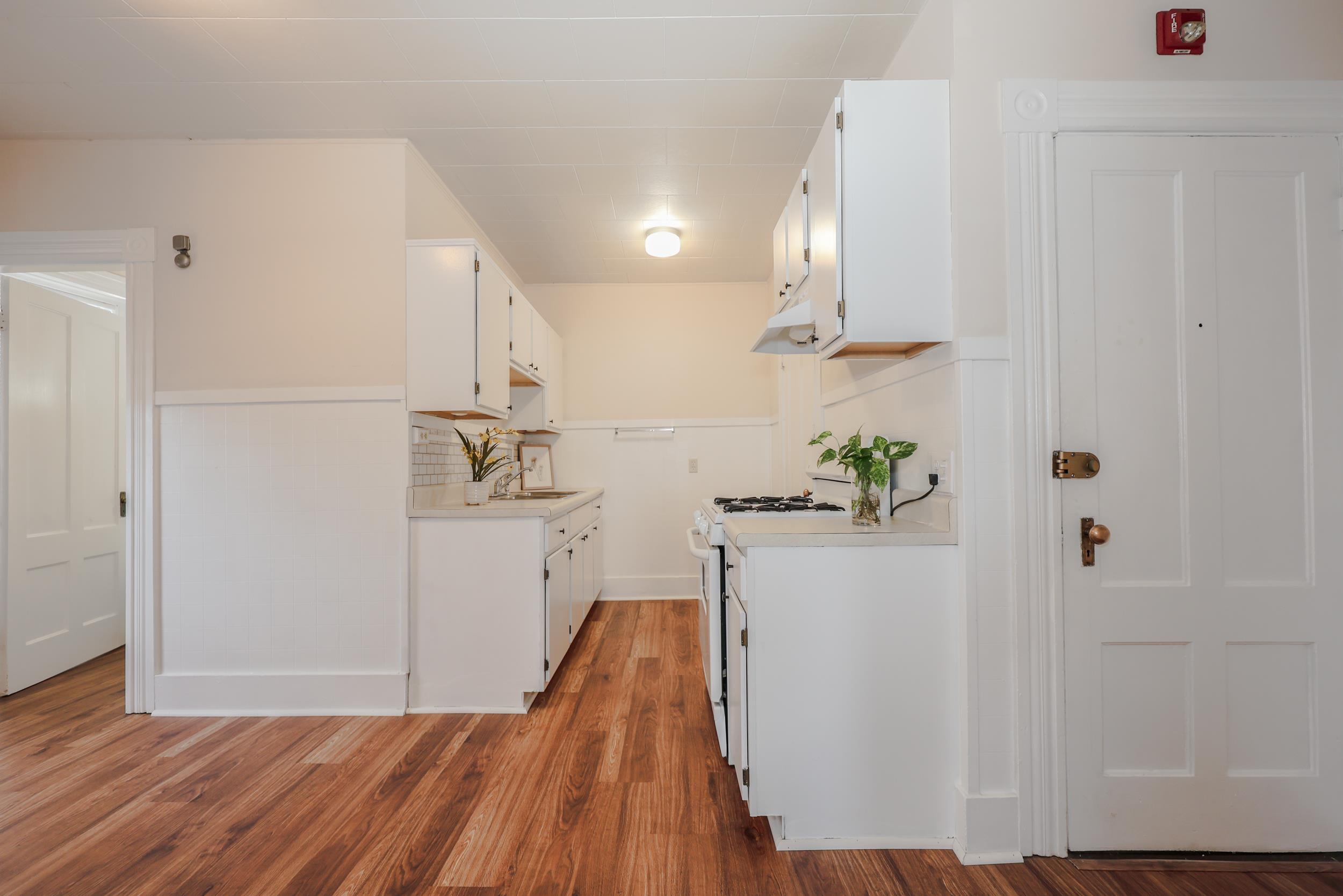 97 Bridge Street, Unit 9 Manchester, NH 03101 - Photo 4 of 35