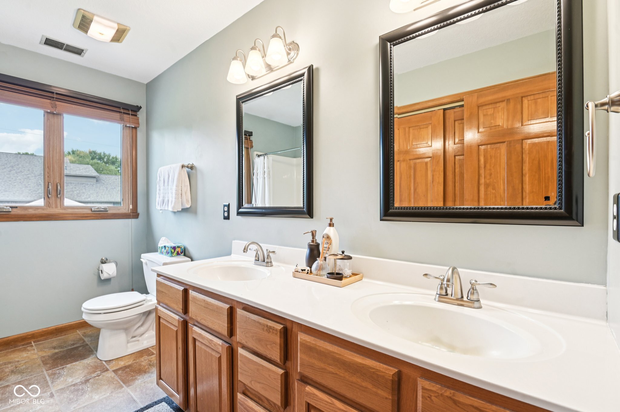 7082 Hunters Ridge Drive Plainfield, IN 46168 - Photo 39 of 45 Gallery Image 39